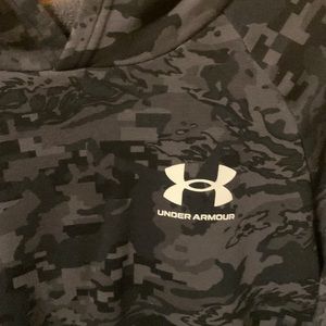 Under Armour black camp sweatshirt
